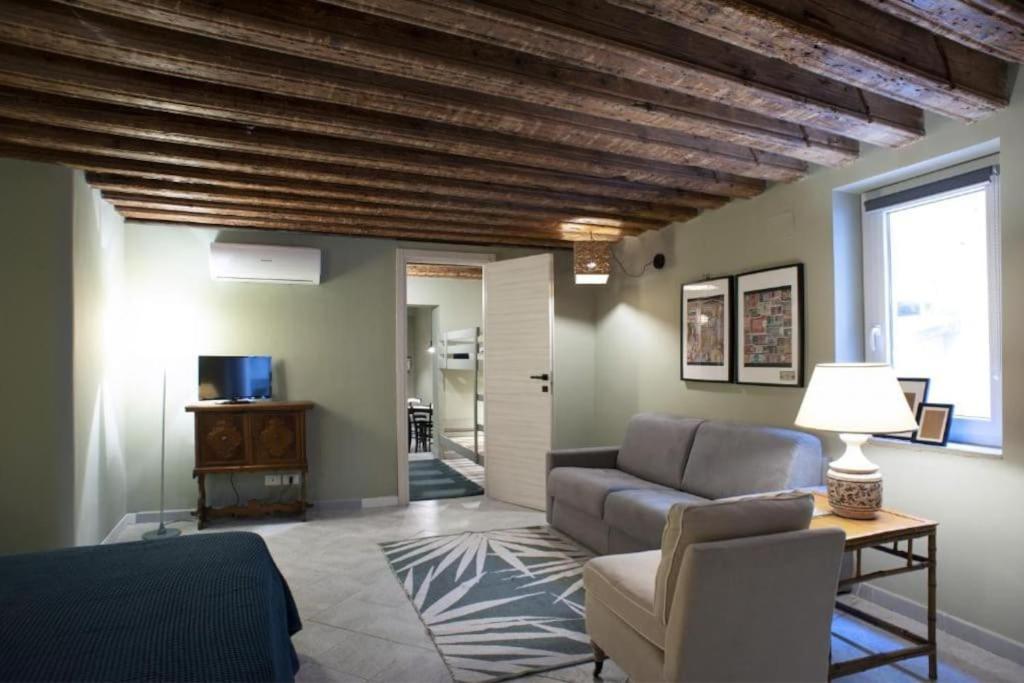 Central, Family-Friendly, Washing Machine, 200M To Aquarium And Metro, 300 Mbps Internet Genua Exteriör bild